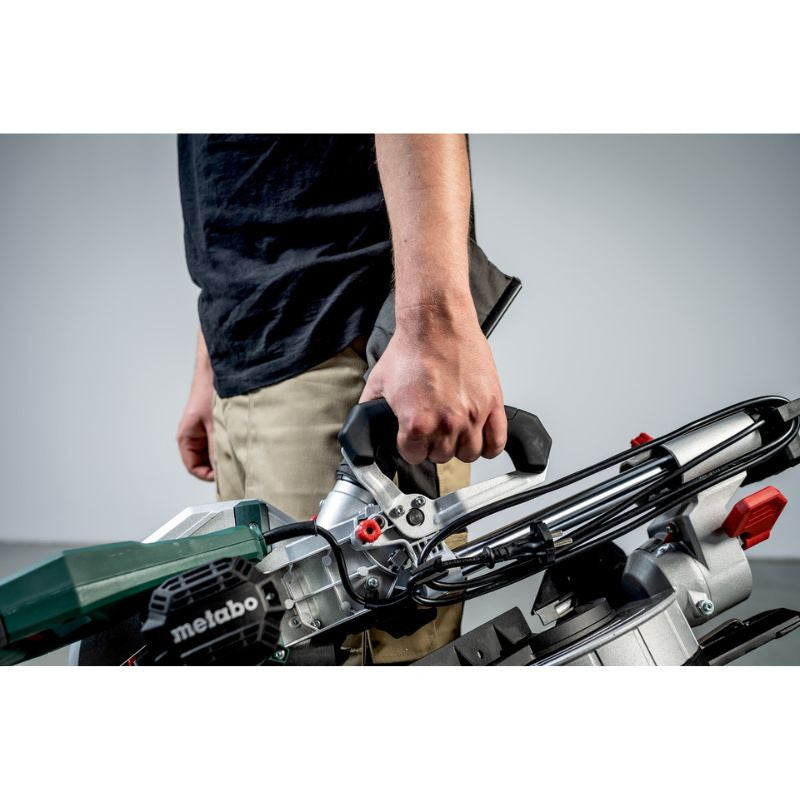 Scie à onglet radiale METABO KGS 305 M - 613305000 - 1600 W - 305mm 47° (version 2023)